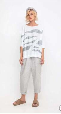 Ozai N Ku Jane Side-Zip Trousers in Rays Print